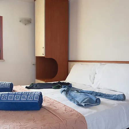 Ambasciatori מלון 3*