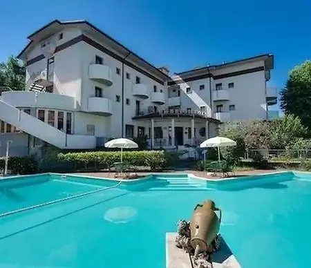 Ambasciatori מלון 3*