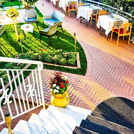 מלון Ambasciatori