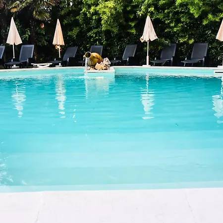 Ambasciatori מלון 3*