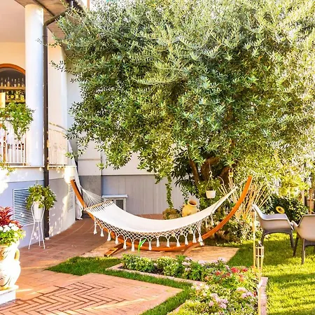 Ambasciatori מלון